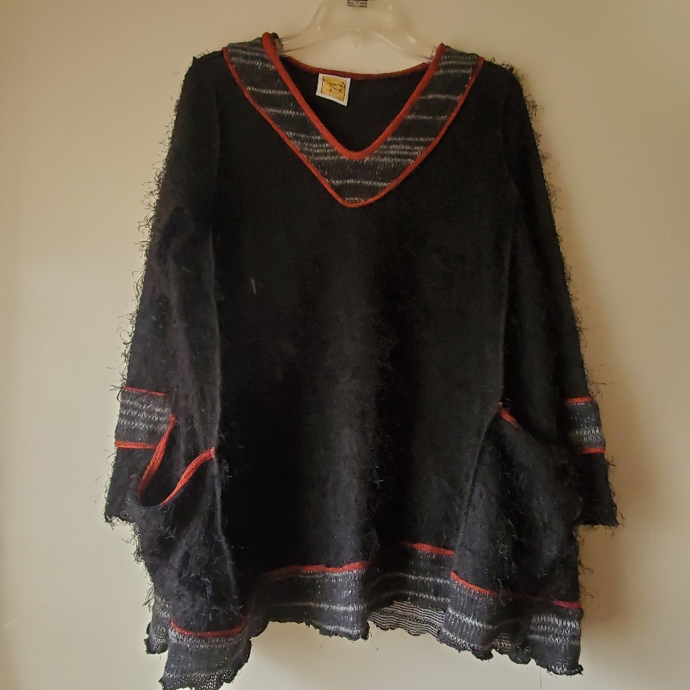 Hand jive eyelash sweater Small